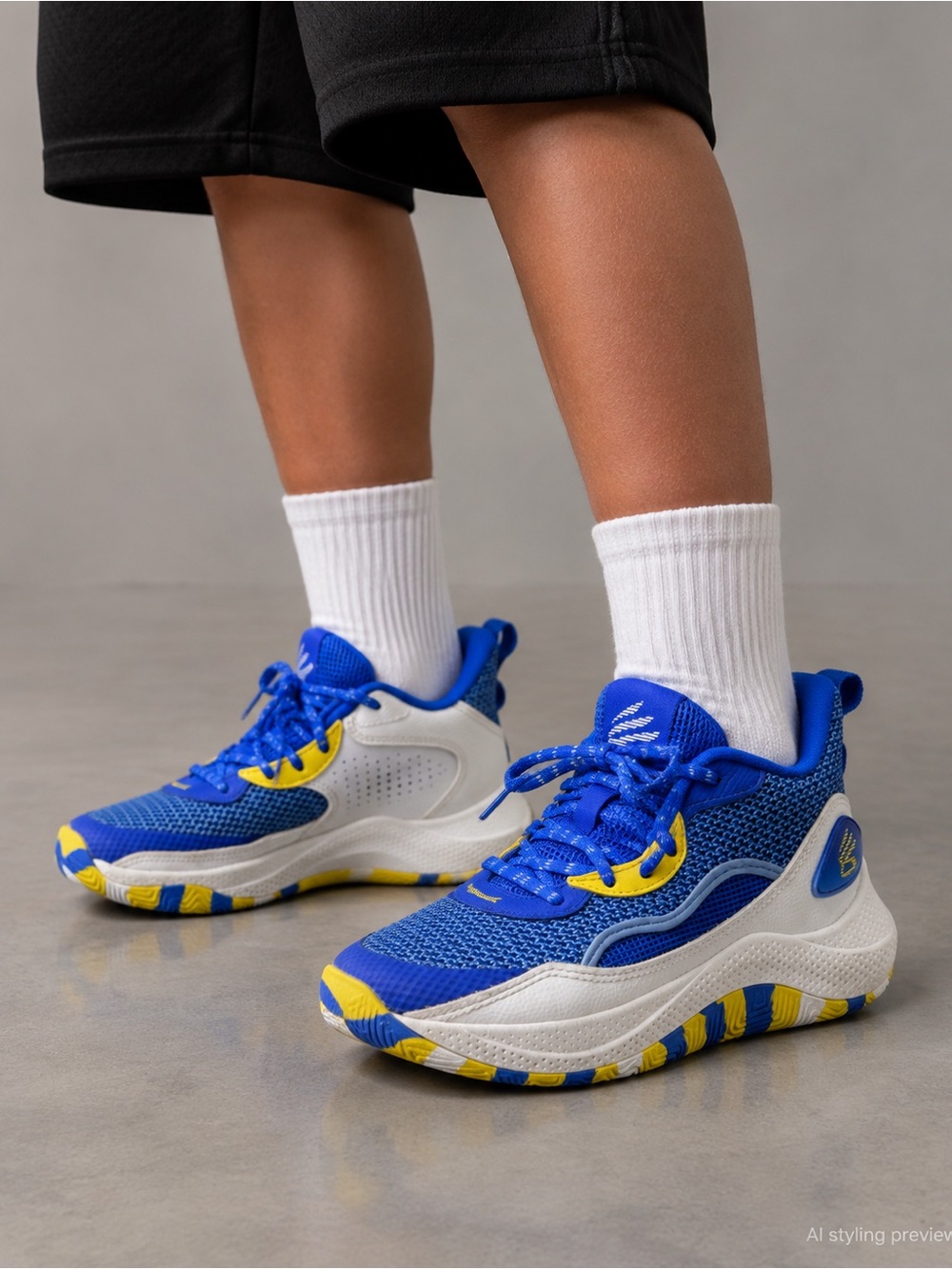 Under Armour 6Y youth Curry Basketball Shoes